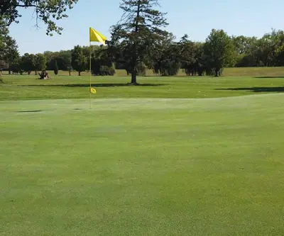 Hole # 5 at Van Berg Golf Course in Columbus, Nebraska
