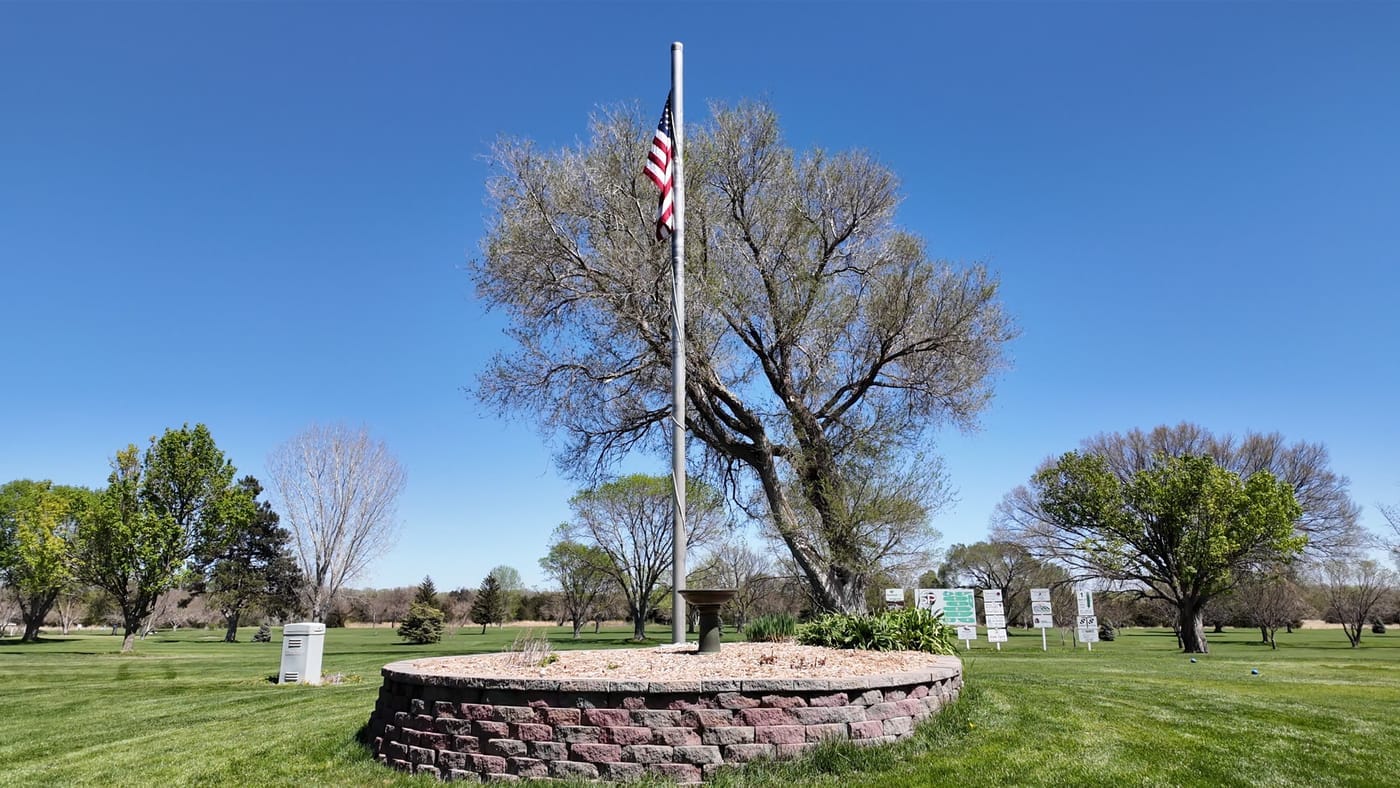 St. Paul Country Club entrance flagpole